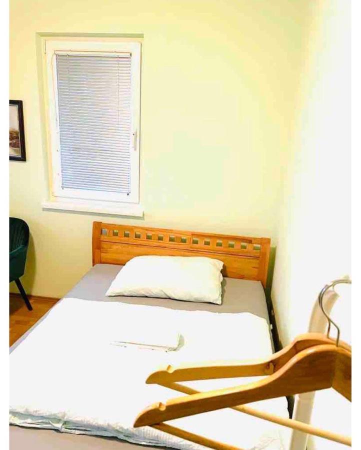 Das Zimmer Im Wiener Haus Exteriör bild