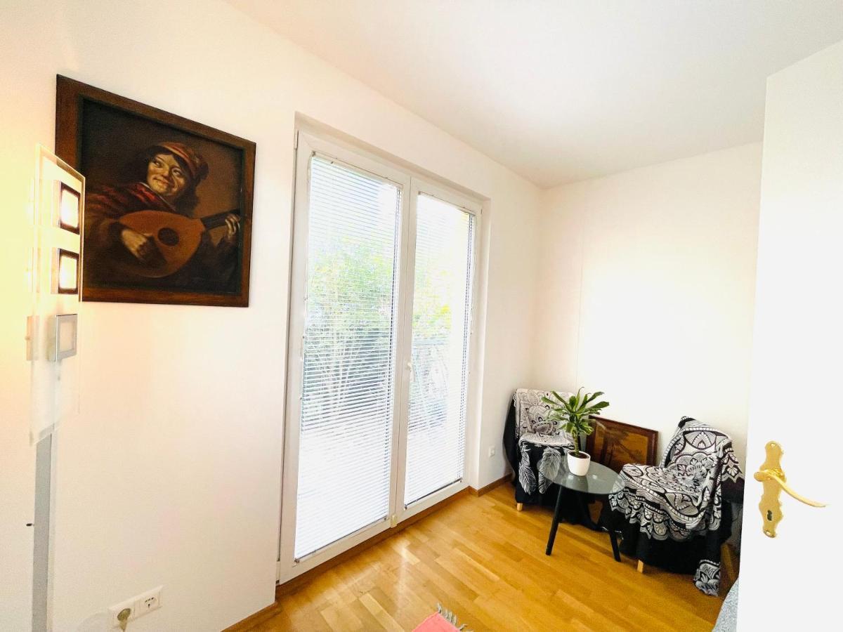 Das Zimmer Im Wiener Haus Exteriör bild