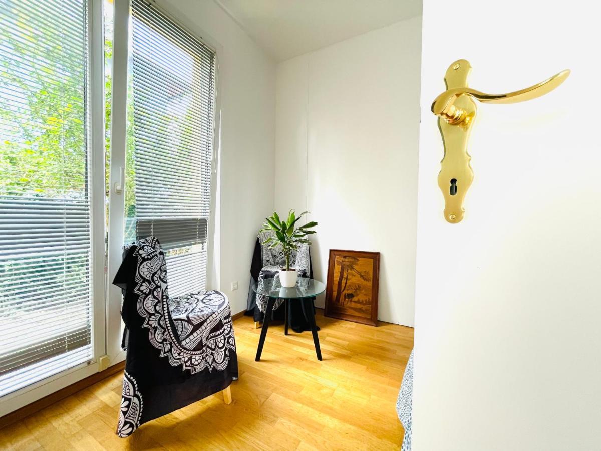 Das Zimmer Im Wiener Haus Exteriör bild